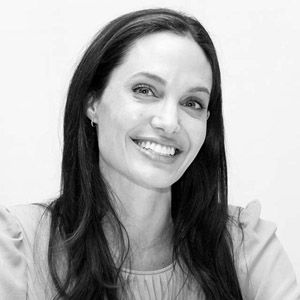 Angelina Jolie - divinity