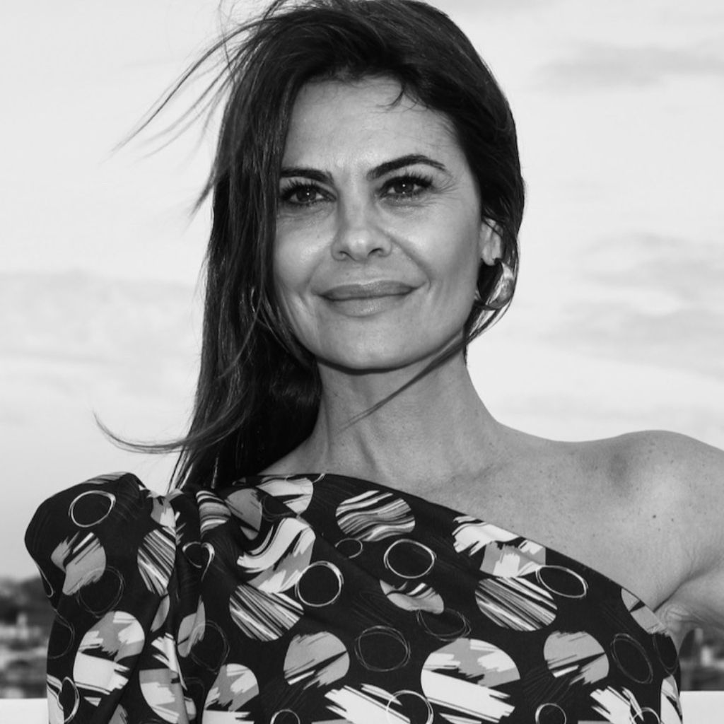 María José Suárez - Divinity