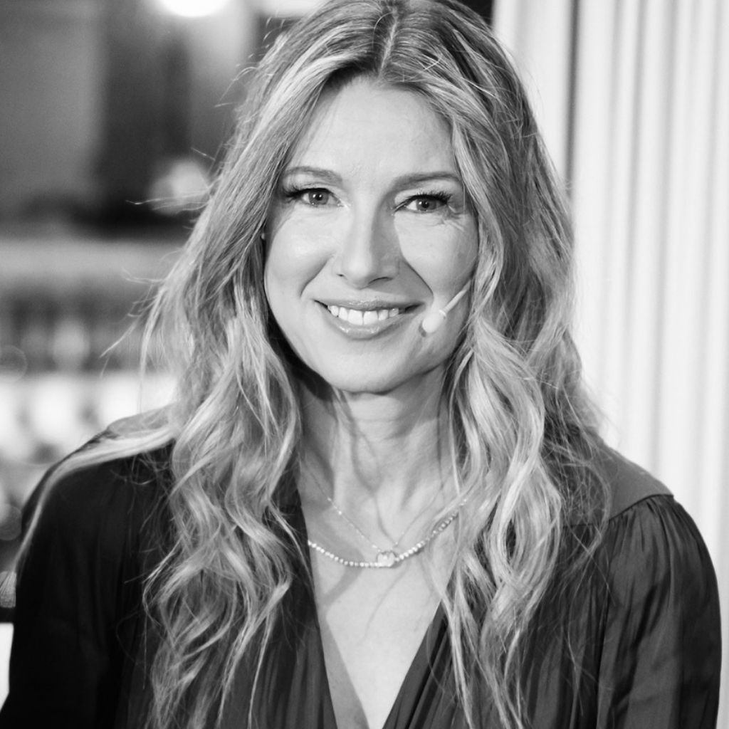 Anne Igartiburu - divinity