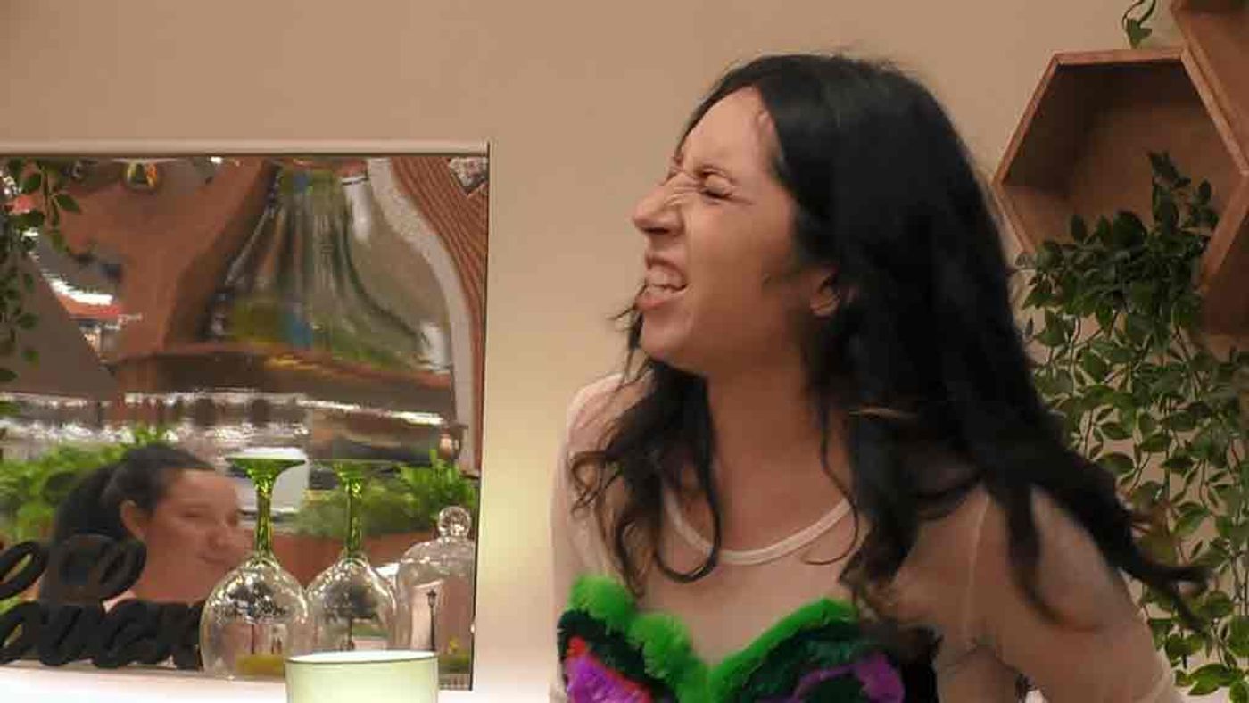 Graciela se viene arriba e improvisa una canción en ‘First Dates’: “Perdón, voy a cantar” First Dates Temporada 6 Top Vídeos 1388