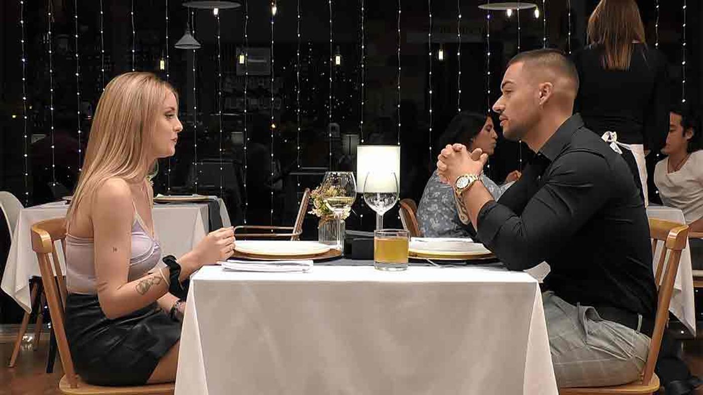 Mireia se refugia en el signo de Tauro para no responder a las preguntas íntimas durante su cita en ‘First Dates’: “No me gusta hablar de mí” First Dates Temporada 6 Top Vídeos 1394
