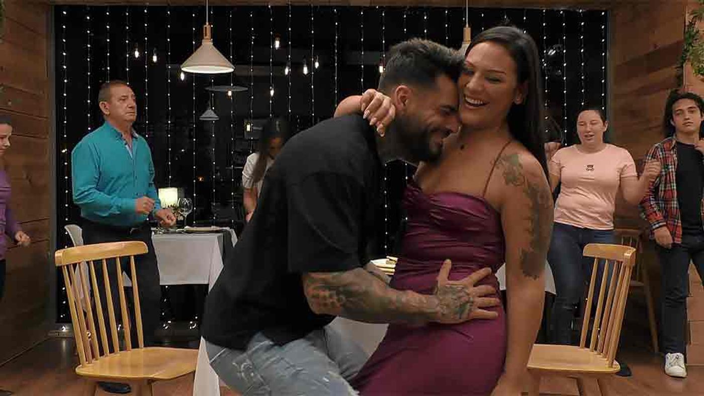 Yesenia y Jonatan zanjan su cuenta pendiente en ‘First Dates’: “Ha sido un perreillo intenso” First Dates Temporada 6 Top Vídeos 1396