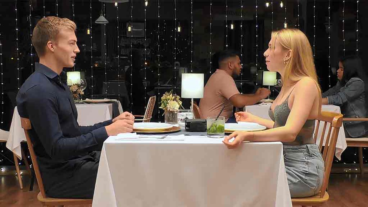 Mariona, al saber que su cita practica sexo con protección: “Eso es de cromañones” First Dates Temporada 6 Top Vídeos 1476
