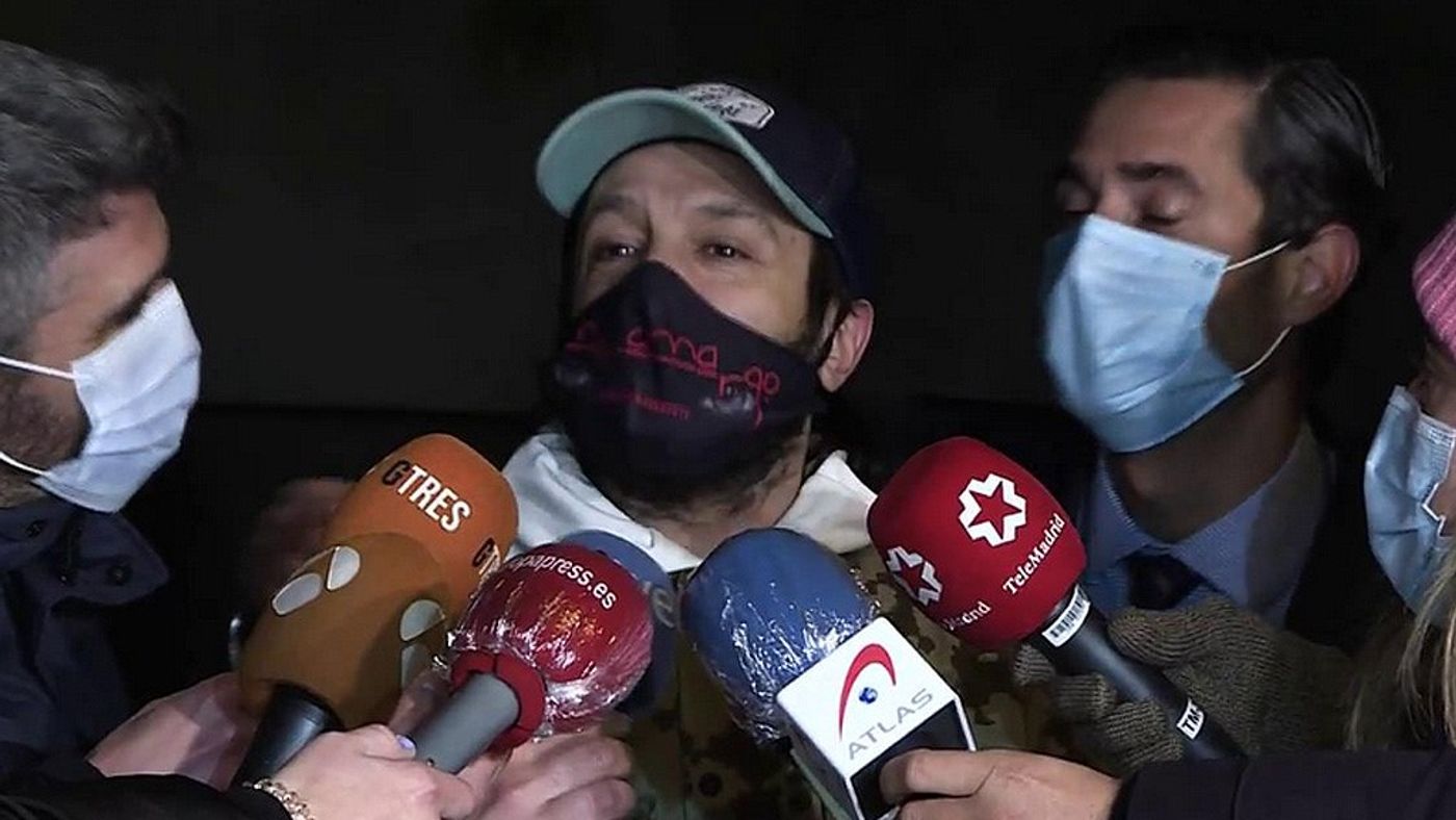 Rafael Amargo quiere ser policía: “Me matriculé en la academia, pero todavía no he empezado a estudiar” Momentazos Ya es mediodía 28/04/2023