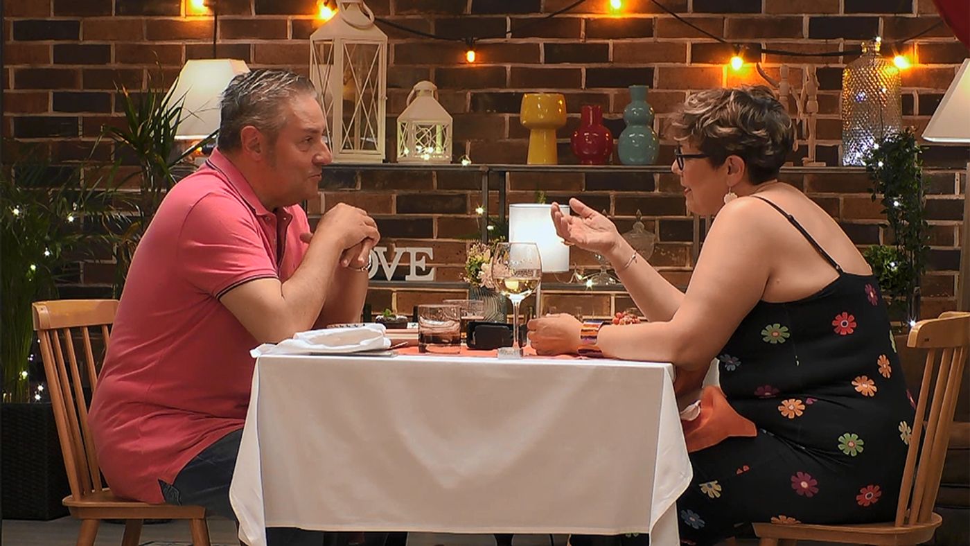 Lo que más le gusta de su cita de ‘First Dates’ es su profesión: “Qué triste, ¿No?”