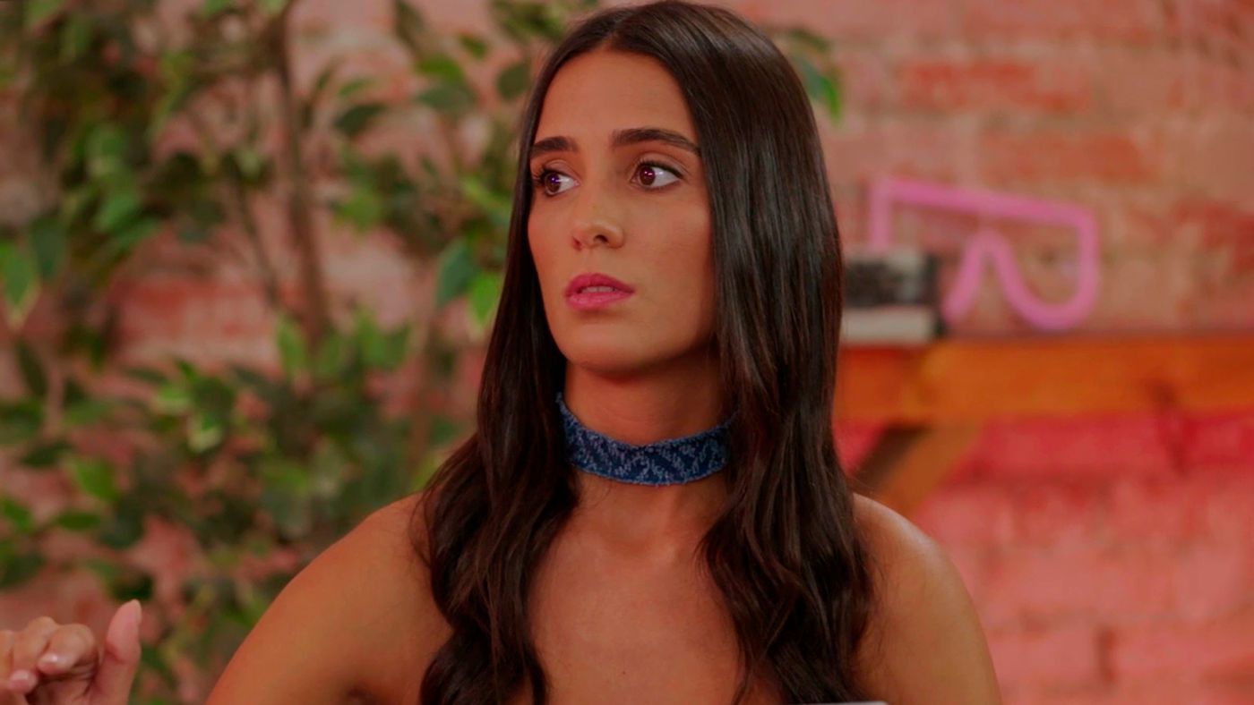 claudia corto sin mosca