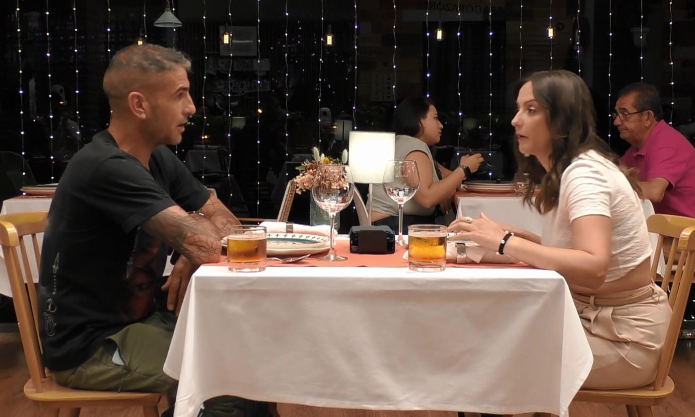 Una ‘fina’ y un ‘burro’ de cena en ‘First Dates’: “Tú eres más de ciudad”