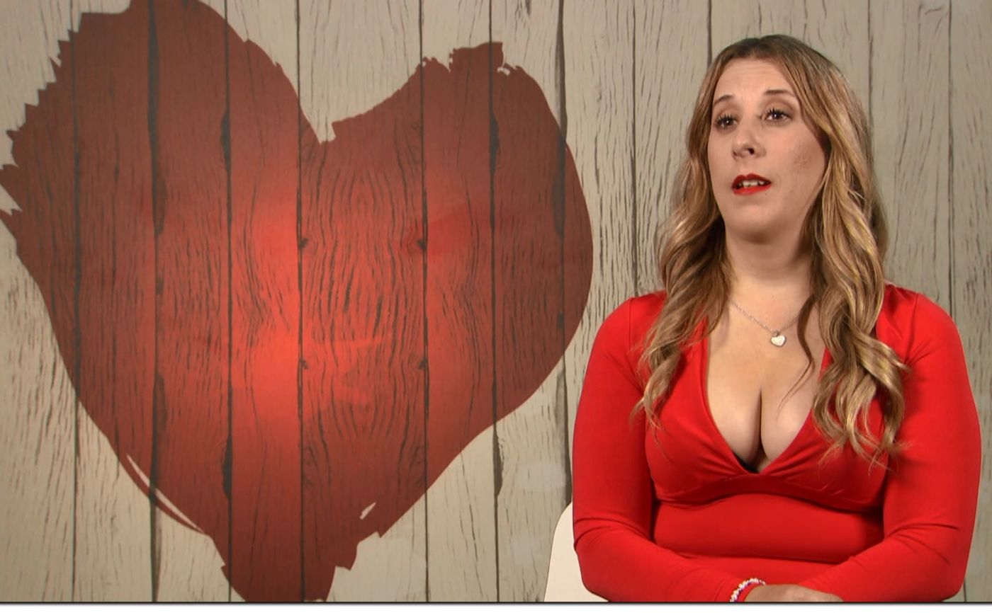 Una soltera presume de su parecido con Rosario Flores en ‘First Dates’: “Olé, olé, no se parece ni el blanco de los ojos”