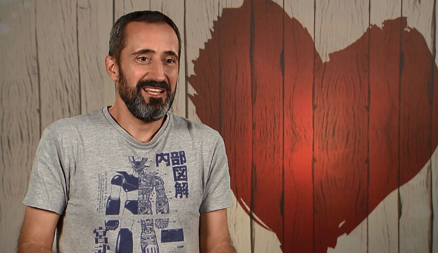 Lucio busca a su cómplice en el delito en ‘First Dates’: “No tener que cerrar la puerta del baño cuando vas a cagar, es no tener que avergonzarte de nada”