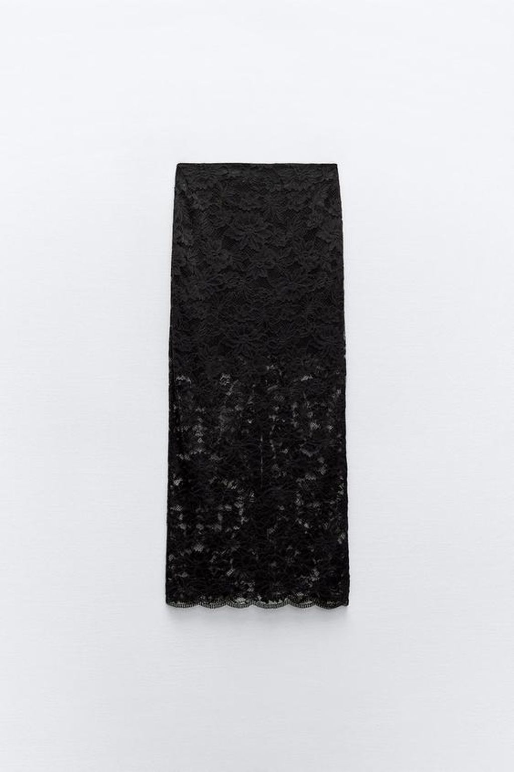 Falda negra de encaje de Zara