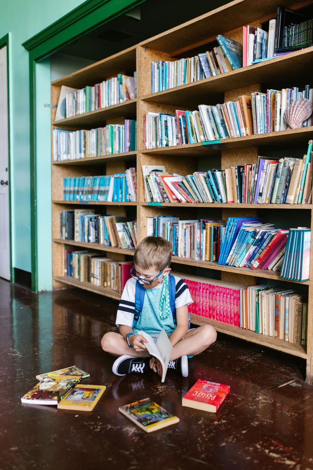 Estantería con libros