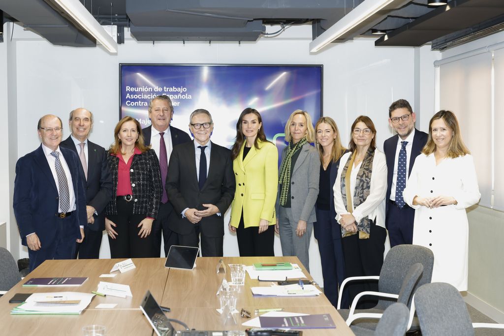 Letizia, con los participantes de la reunión