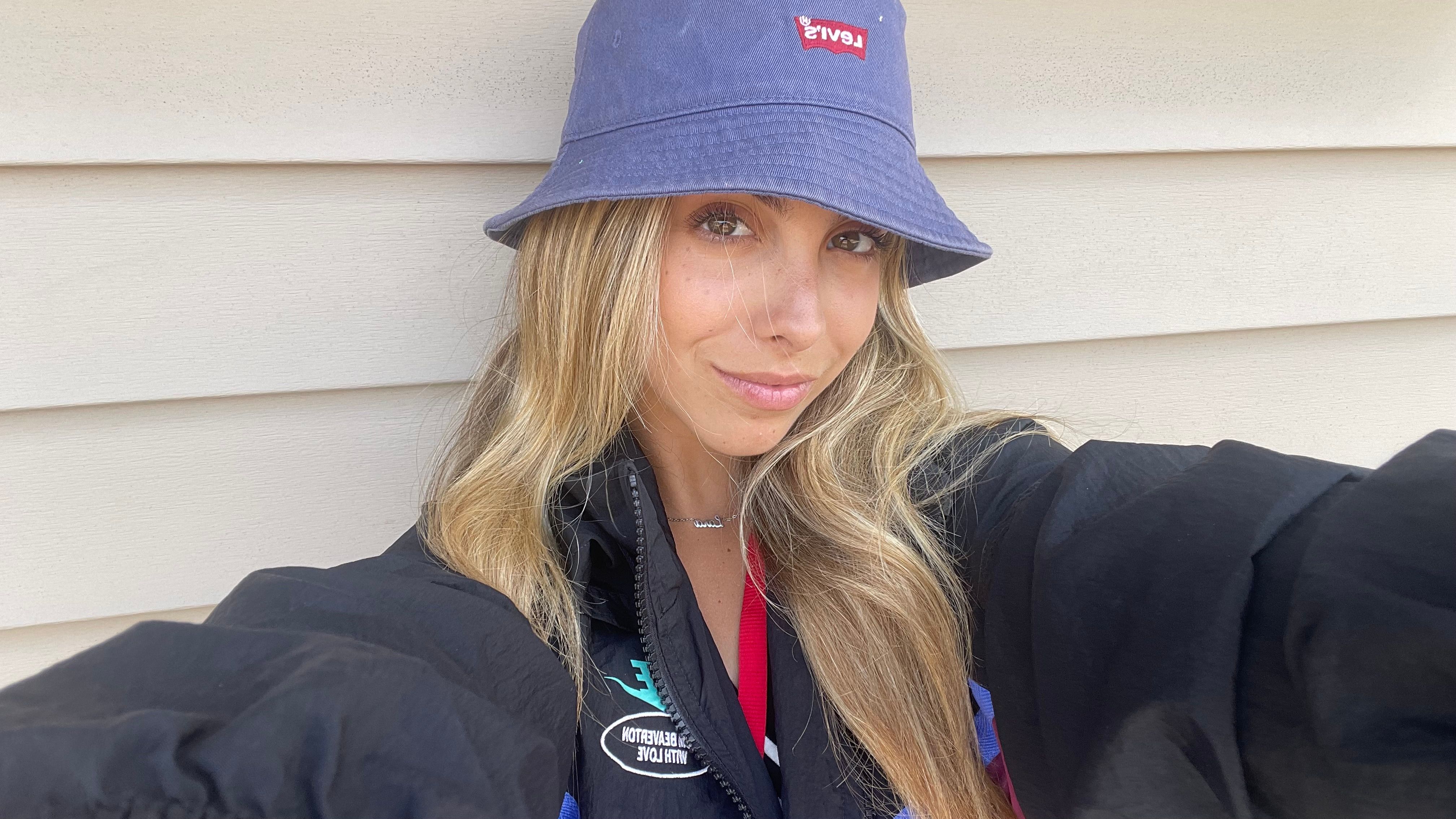 Lara Guerra Hernández - Be Mad