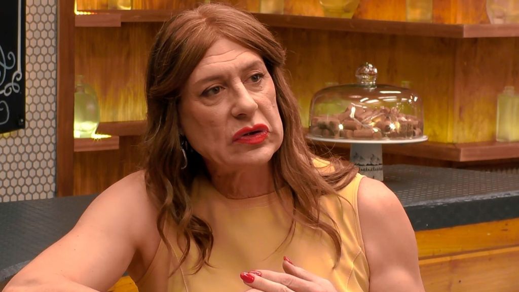 Una soltera de ‘First Dates’ desvela el duro detonante que le hizo lanzarse a vivir como una mujer trans
