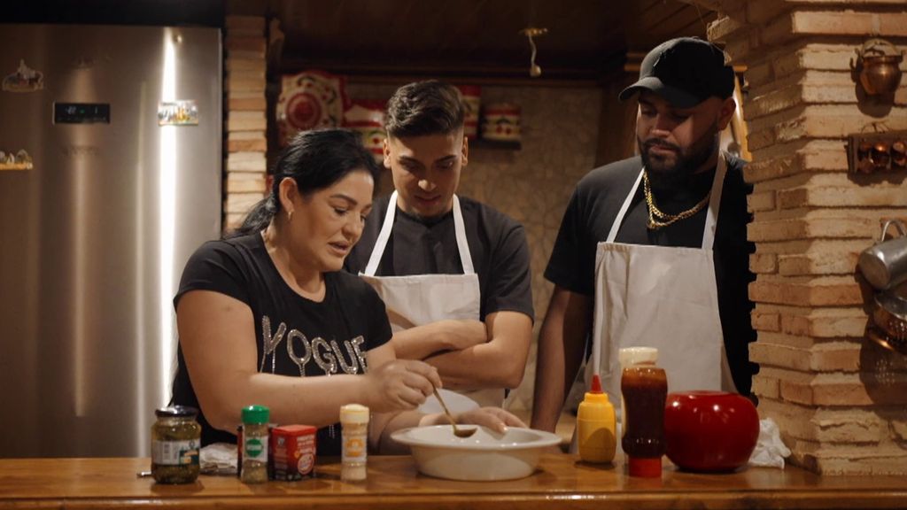 Marisol Jiménez sorprende a Iván y Jose con la receta de su salsa secreta: "Con esto vais a tener mucho éxito"