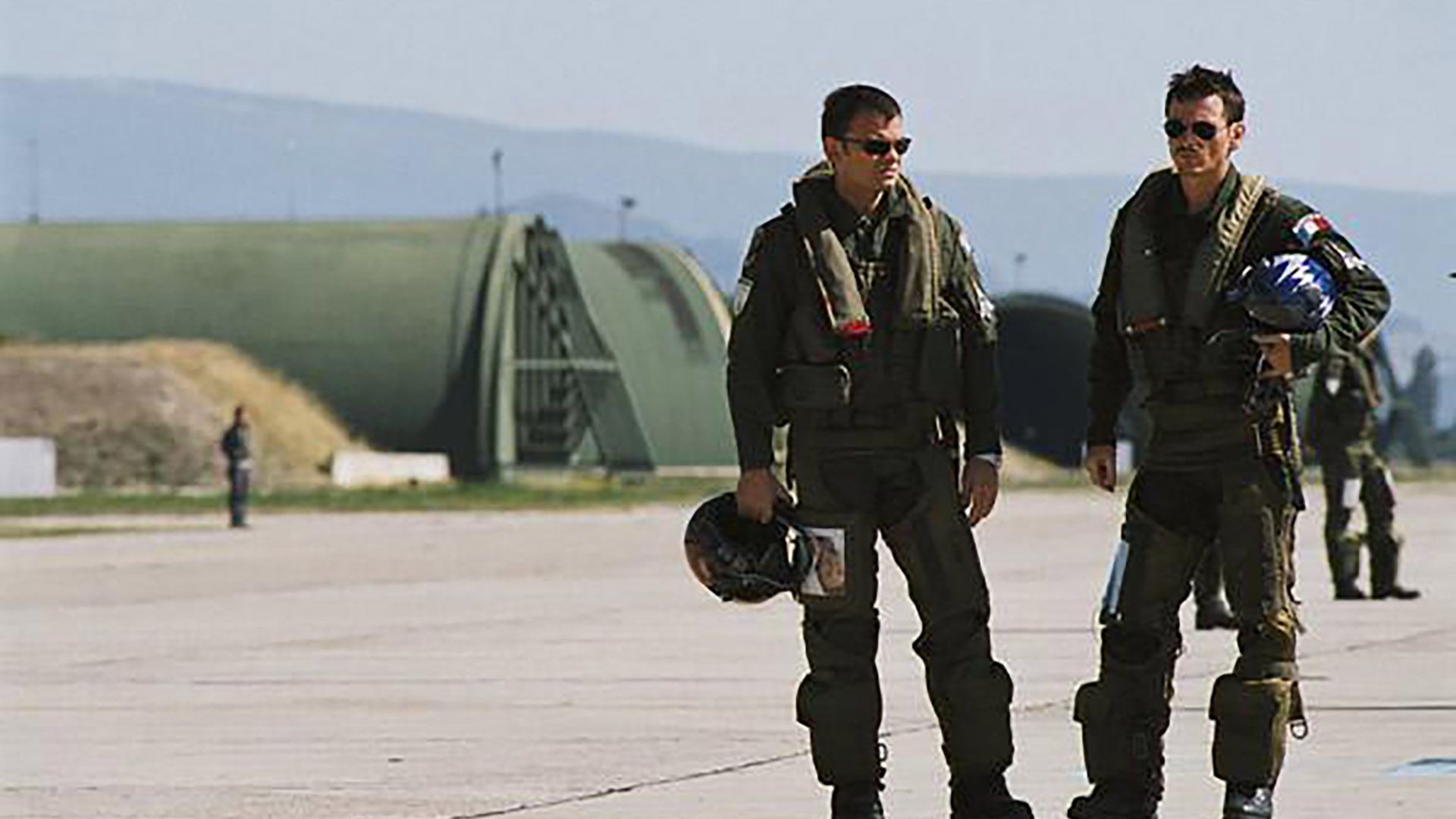 MAD WAR: 'HÉROES DEL CIELO'
