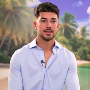 Álex ('La isla de las tentaciones 10') - Telecinco