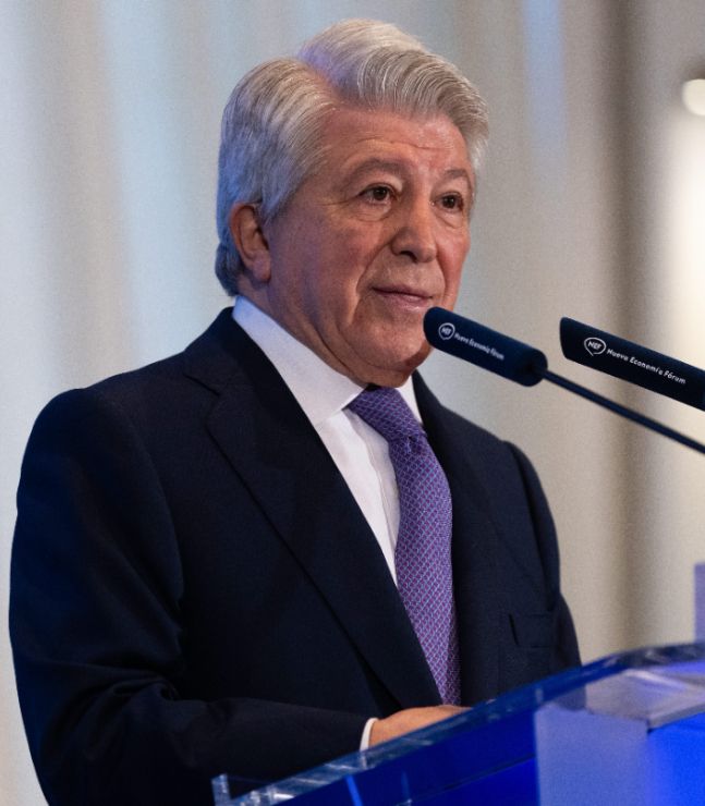 Enrique Cerezo