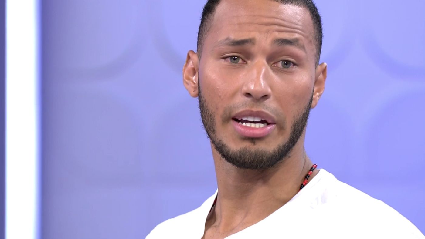 466l5qtvdsvr_mujeresyhombres_2761.jpg