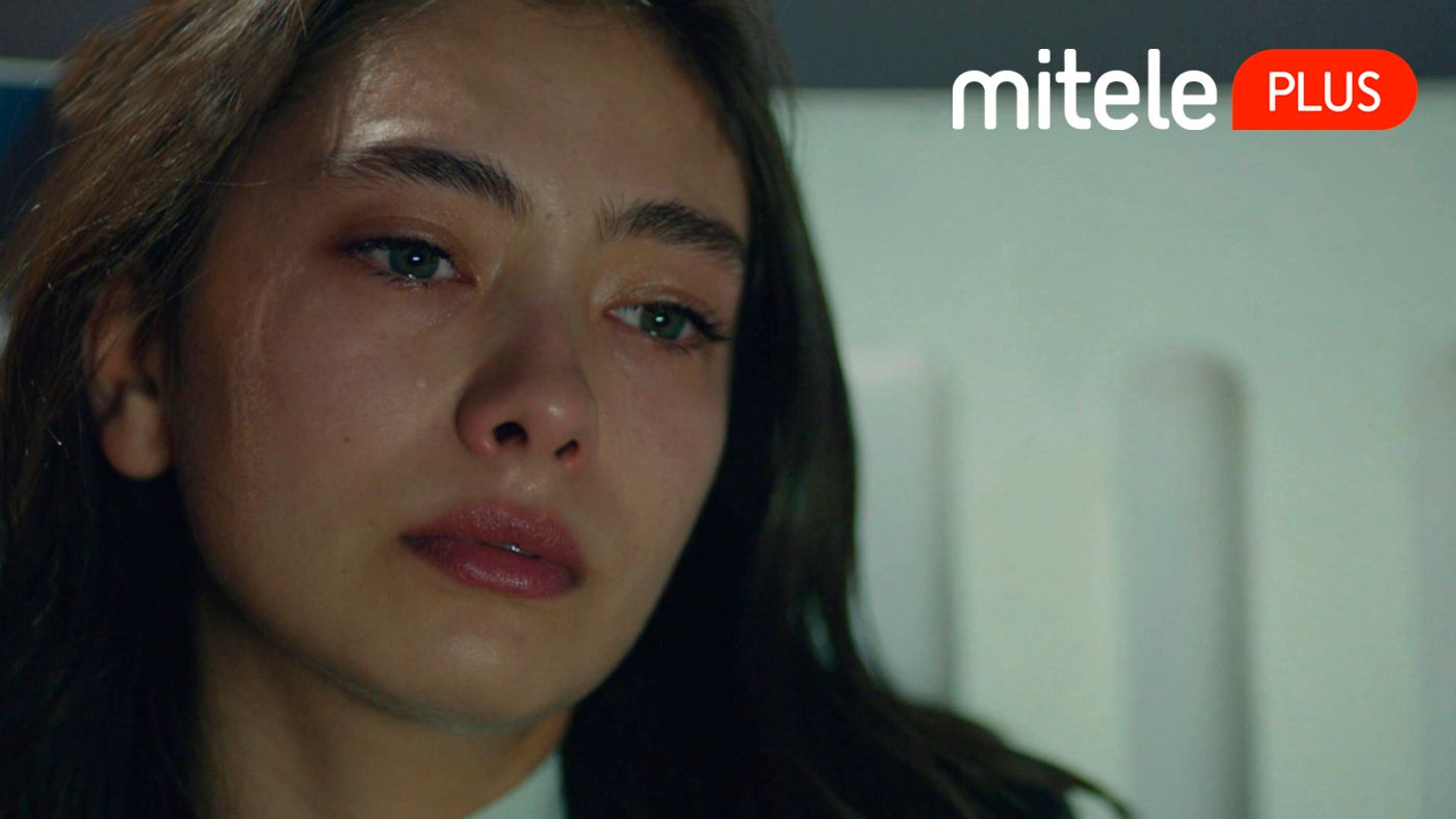 bx2yia2xoybv_kara_sevda_190.jpg
