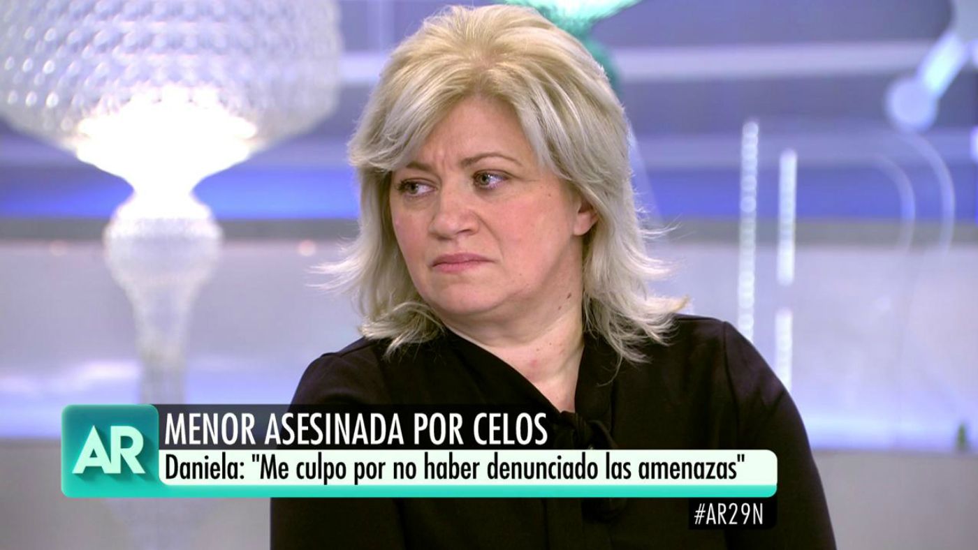 czq2lnpik5f7_anarosa_3475.jpg