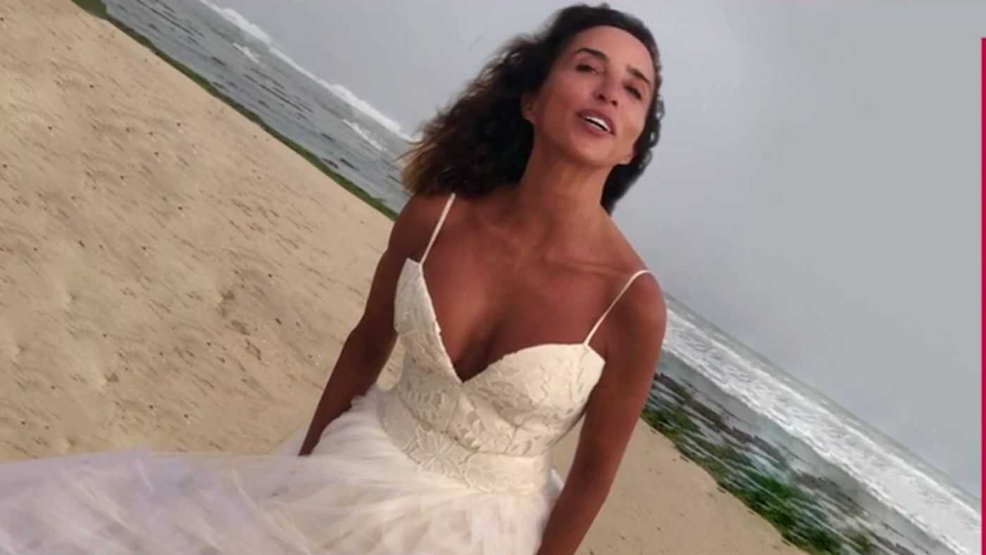 kph7psdb15nv_socialite_252.jpg