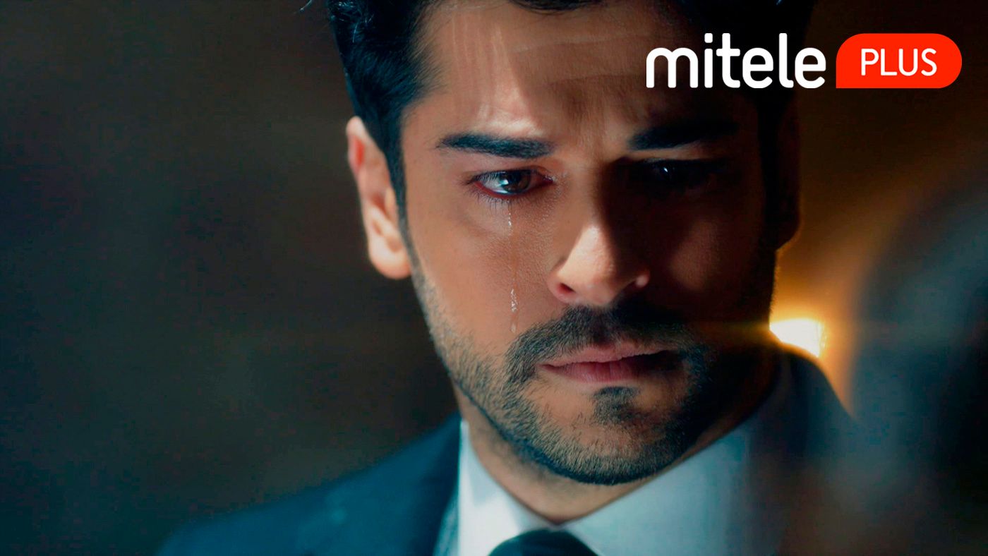 r8deeoi1kqz_kara_sevda_62.jpg