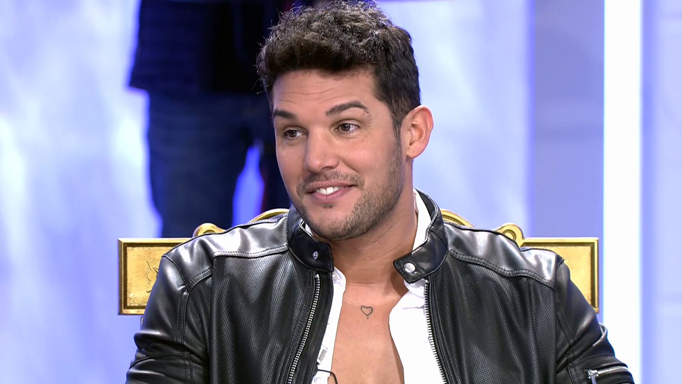 t6njre6oejmz_mujeresyhombres_2638.jpg