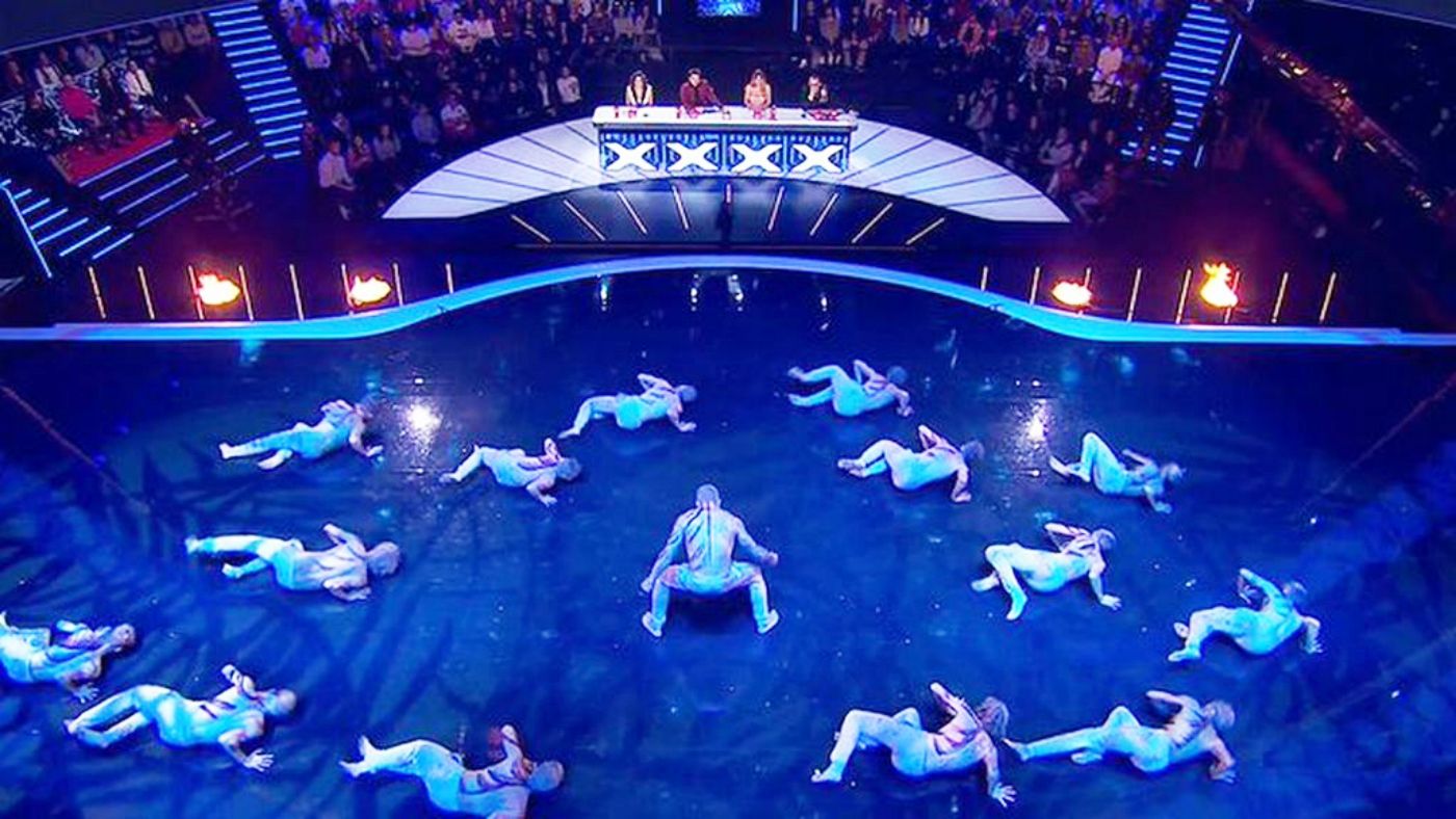 49g76lhvhhaw_gottalent_gala_13B.jpg