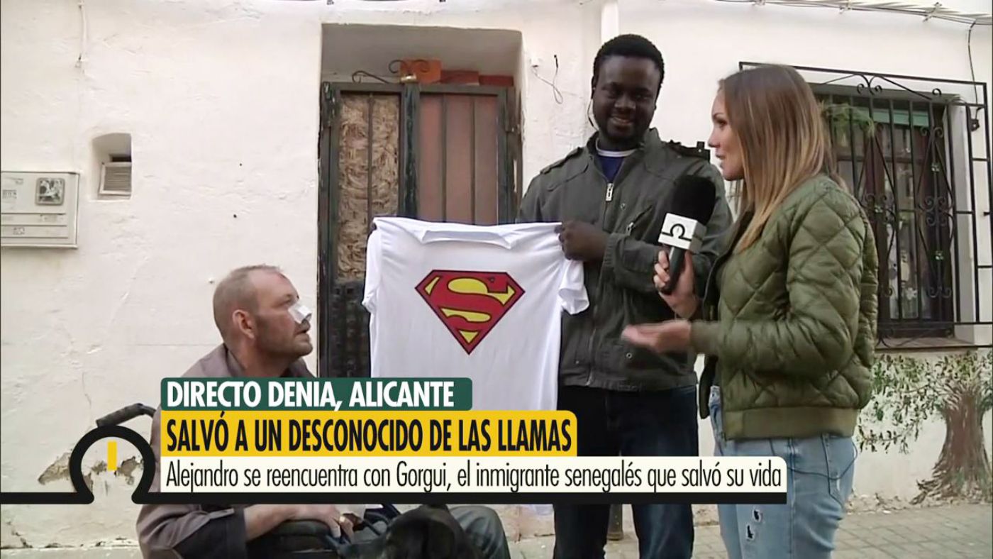 xmgvsbago00l_yaesmediodia_377.jpg