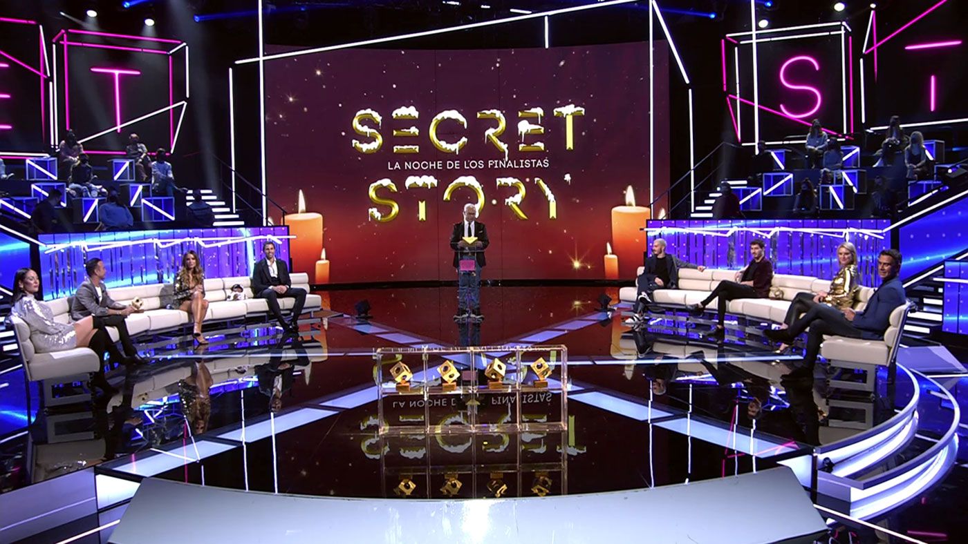 lanochedelossecretos 16