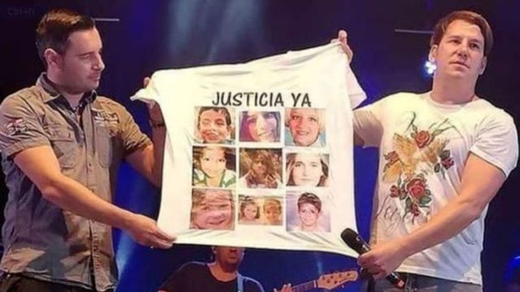 La camiseta que los artistas muestran en sus conciertos