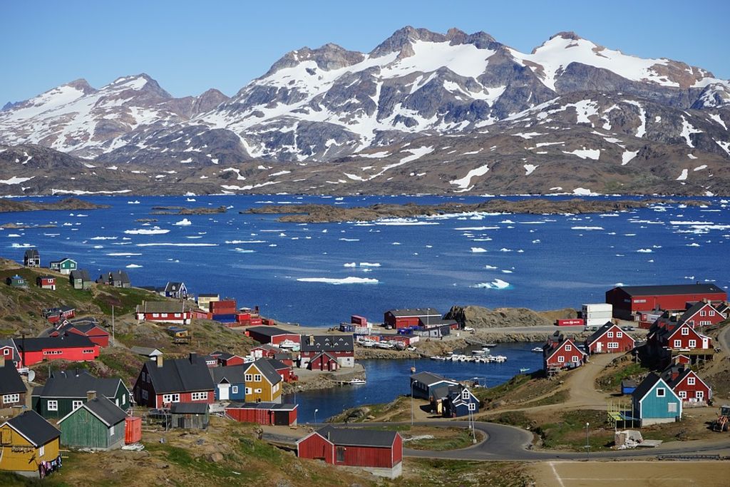 tasiilaq-892503_960_720