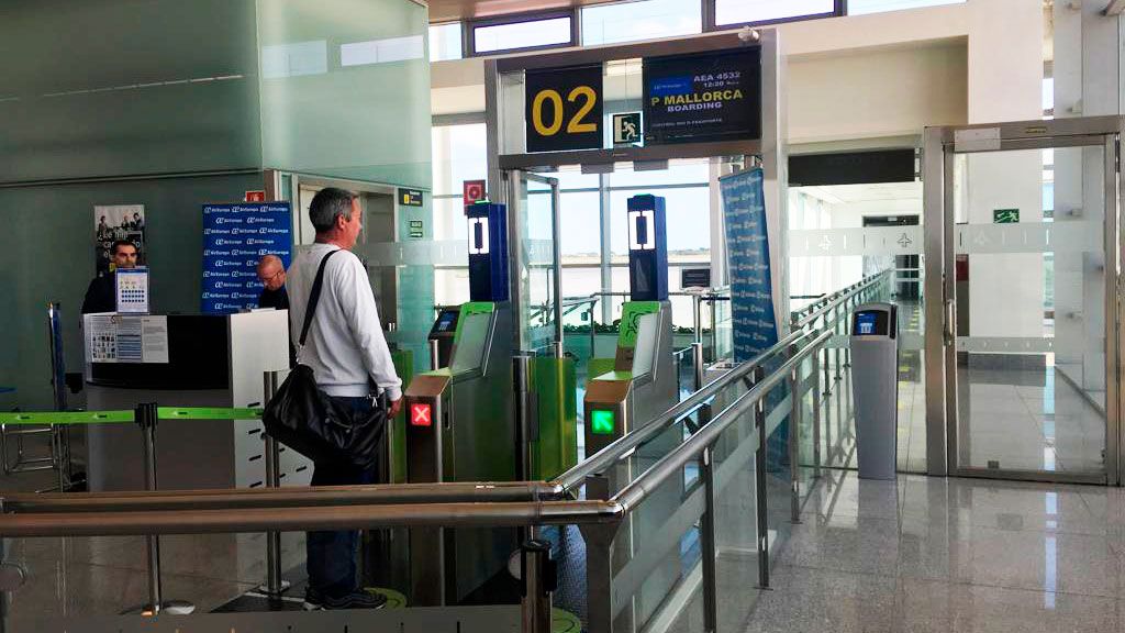 PRUEBA PILOTO DE RECONOCIMIENTO FACIAL EN EL AEROPUERTO DE MENORCA