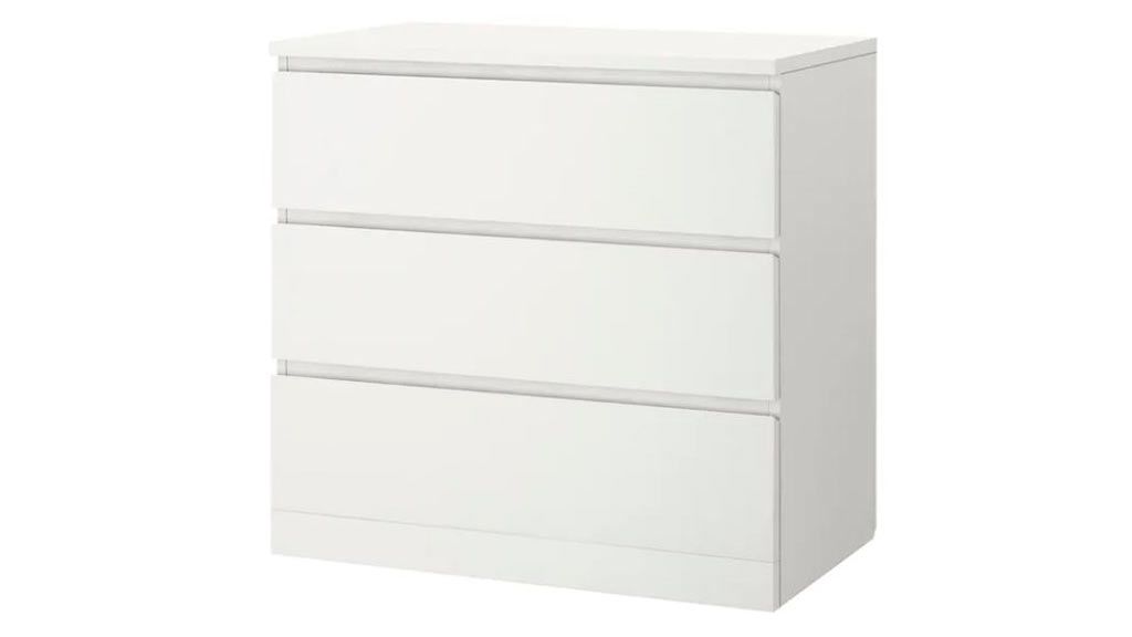 Cómoda de la serie Malm, de Ikea