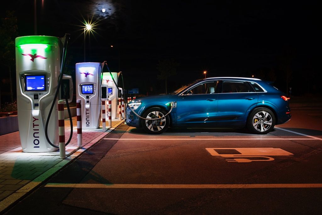 Recarga Audi e-Tron