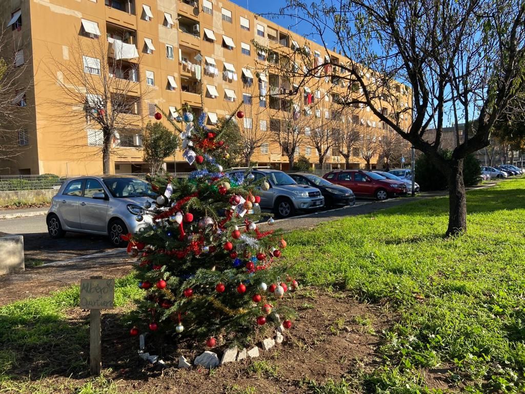 EL BARRIO DE ROMA CON MáS COVID, DONDE LA PANDEMIA ES LO DE MENOS