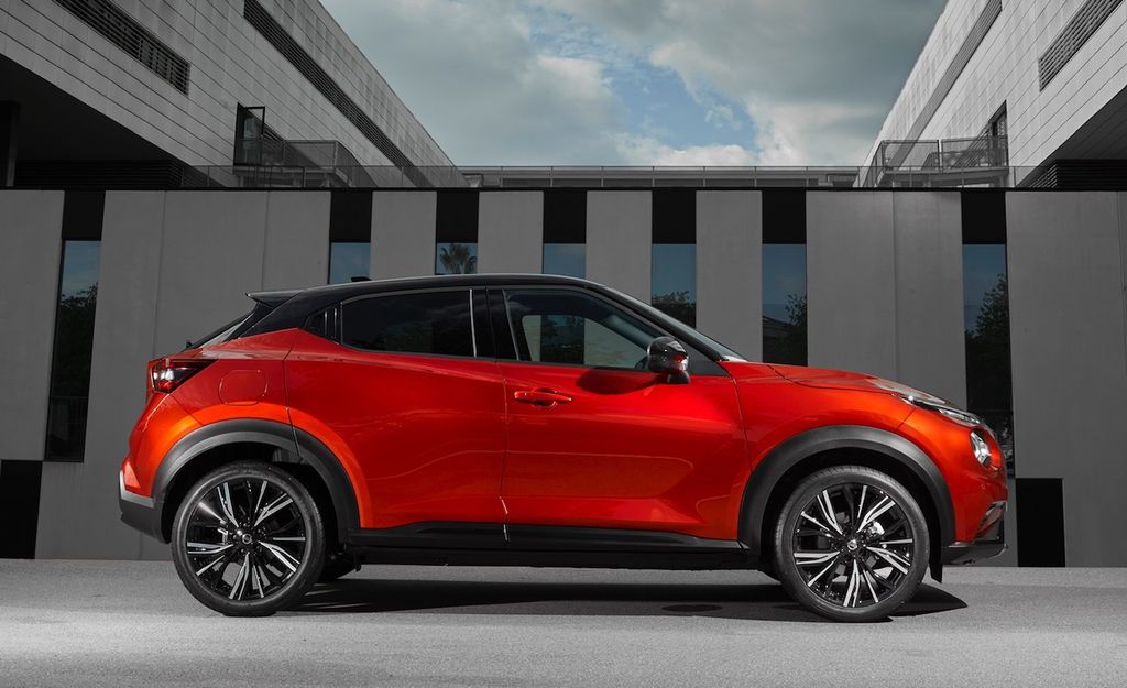 NISSAN JUKE VISTA LATERAL
