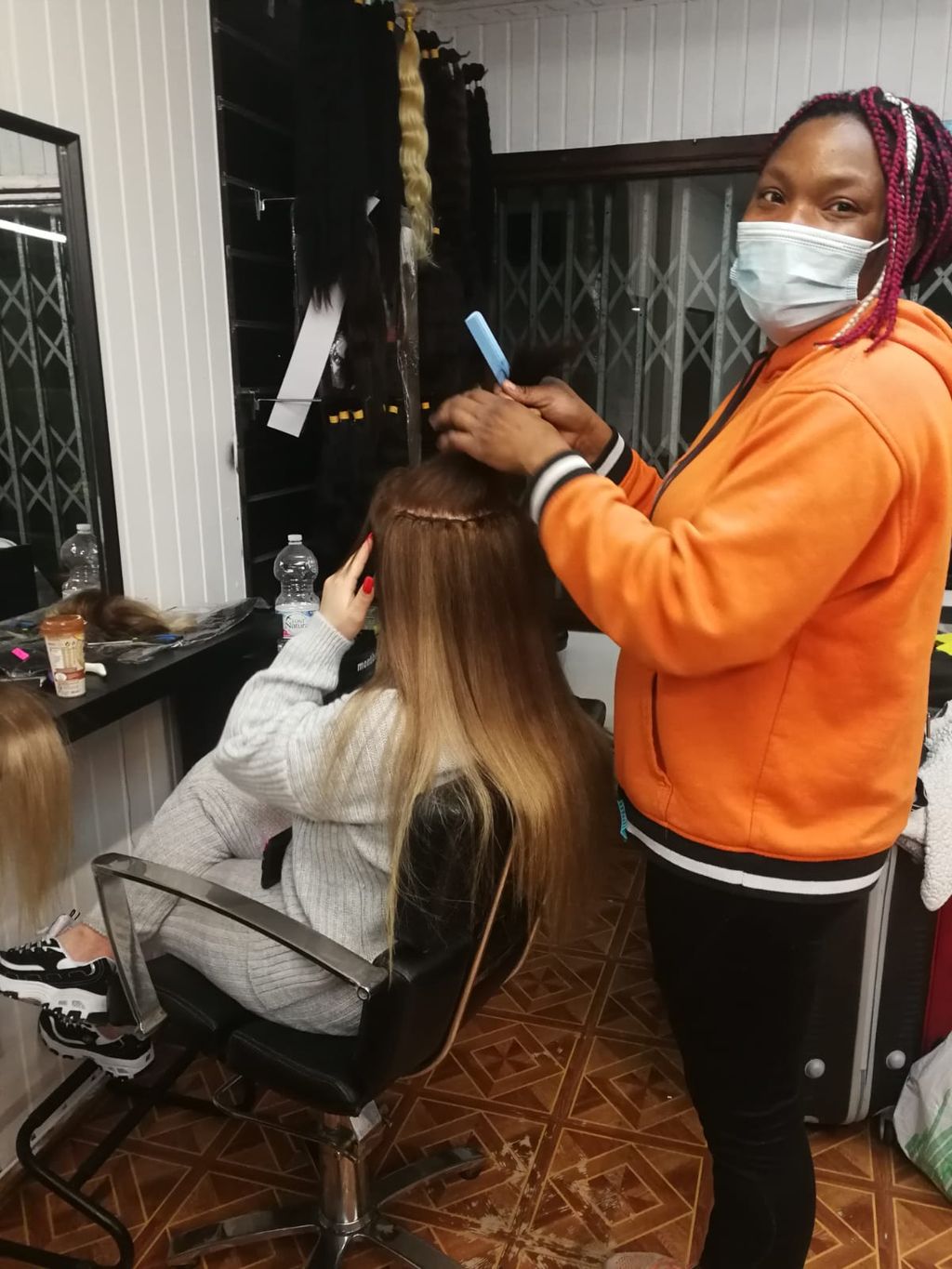 Beauty, en la peluquería.