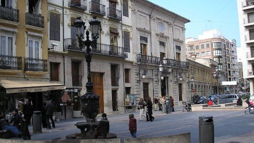 Cierran el Ayuntamiento de Sueca, en Valencia después de que un empleado diera un positivo de covid-19