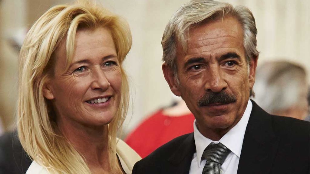 Imanol Arias y Ana Duato, protagonistas de 'Cuéntame', en una imagen de 2015