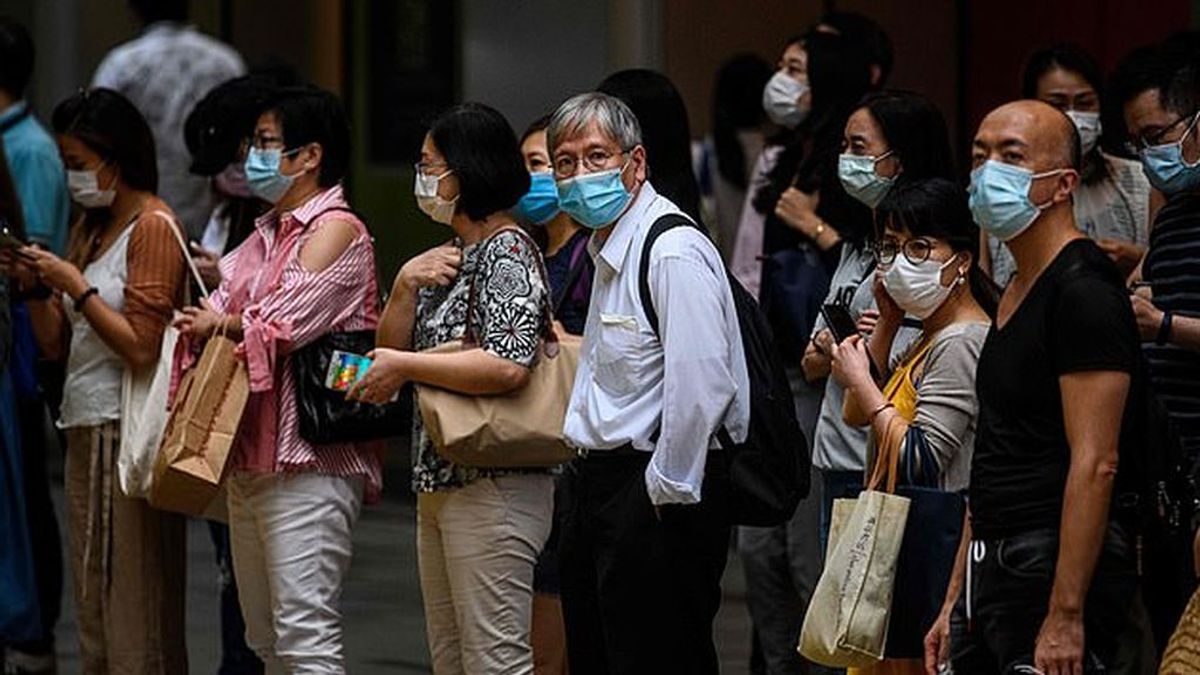 Hong Kong batalla con la tercera ola de coronavirus