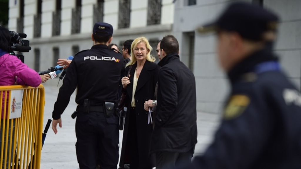 Ana Duato en su salida de la Audiencia Nacional en el 2016