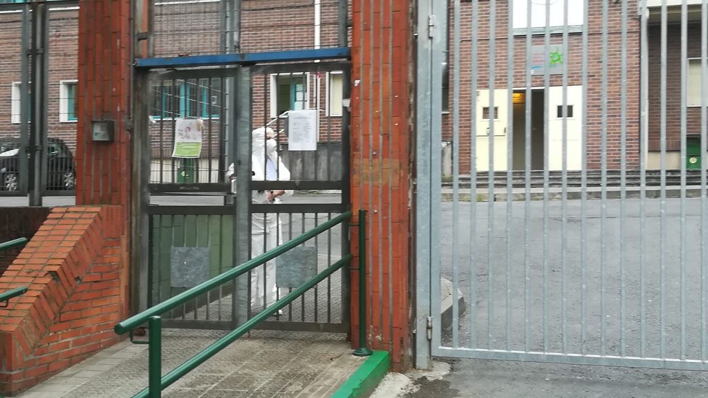 En cuarentena 30 niños y 8 monitores por un positivo en unas colonias en Bilbao En cuarentena 30 niños y 8 monitores por un positivo en unas colonias en Bilbao