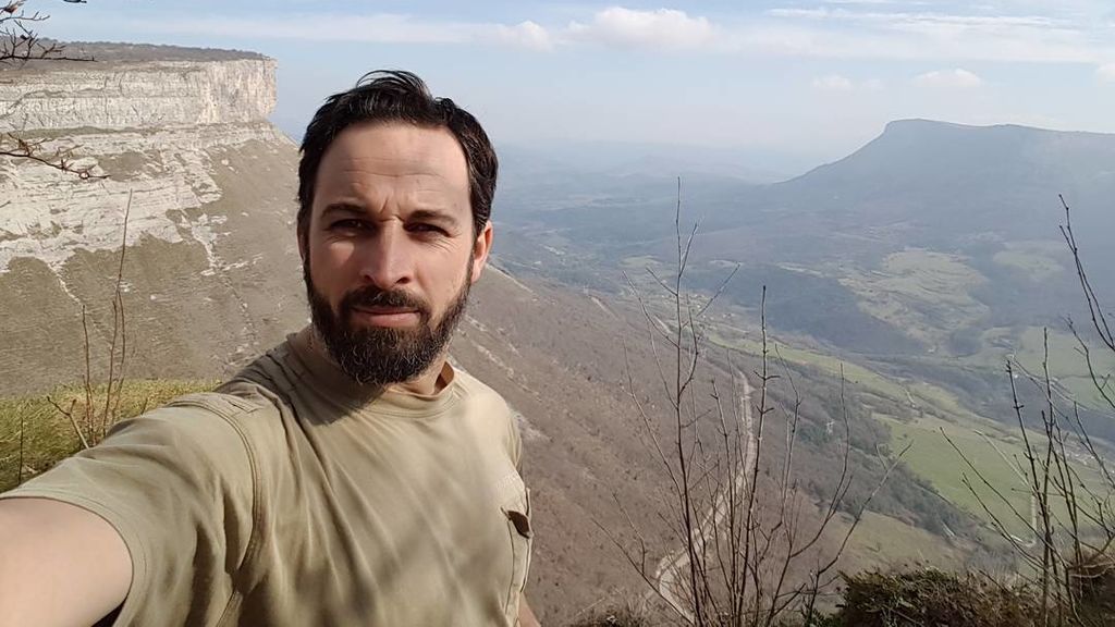 'Bichos en libertad': la afición más desconocida de Santiago Abascal