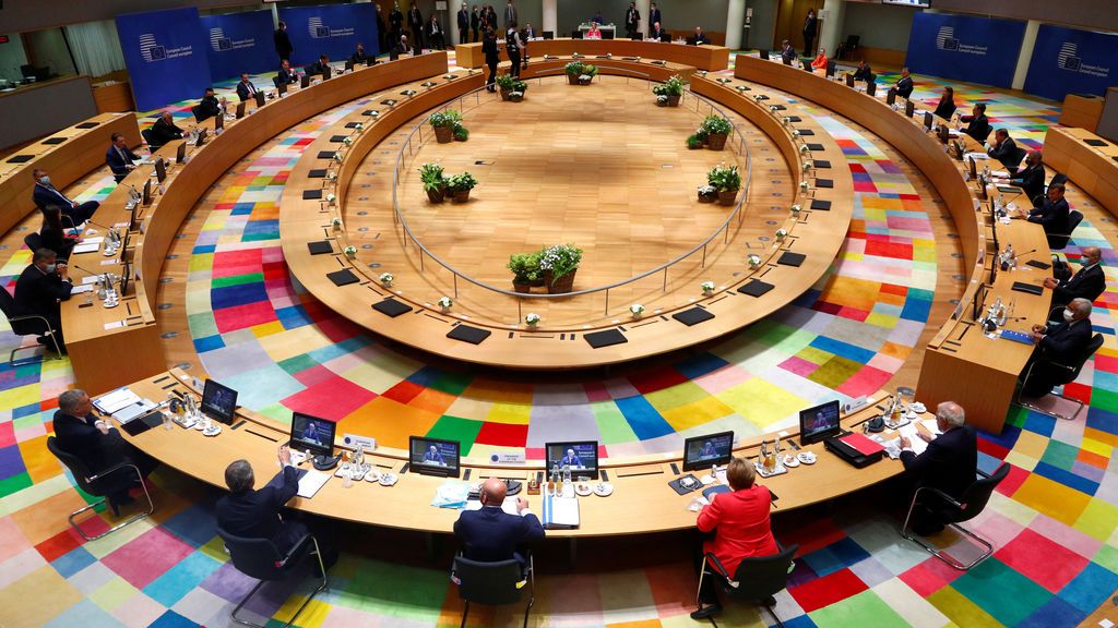El Consejo Europeo ofrece a Holanda poder para bloquear ayudas a España e Italia y 50.000 millones menos en transferencias El Consejo Europeo ofrece a Holanda poder para bloquear ayudas a España e Italia y 50.000 millones menos en transferencias