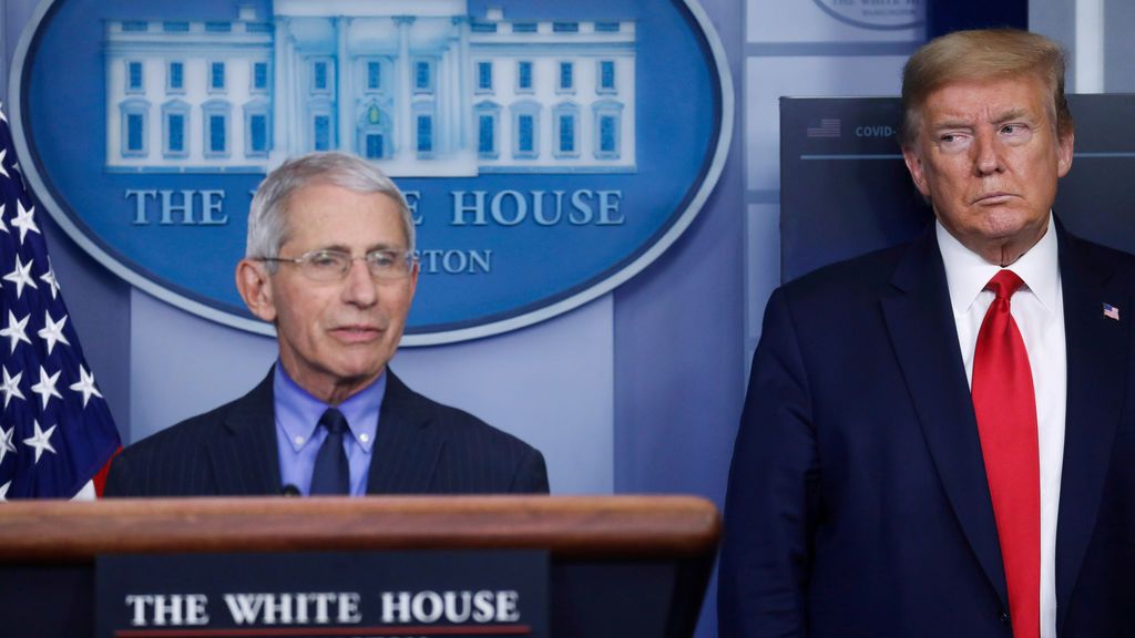 Fauci pide a las autoridades de EE.UU. ser "lo más contundentes posible" con el uso de mascarillas Fauci pide a las autoridades de EE.UU. ser "lo más contundentes posible" con el uso de mascarillas