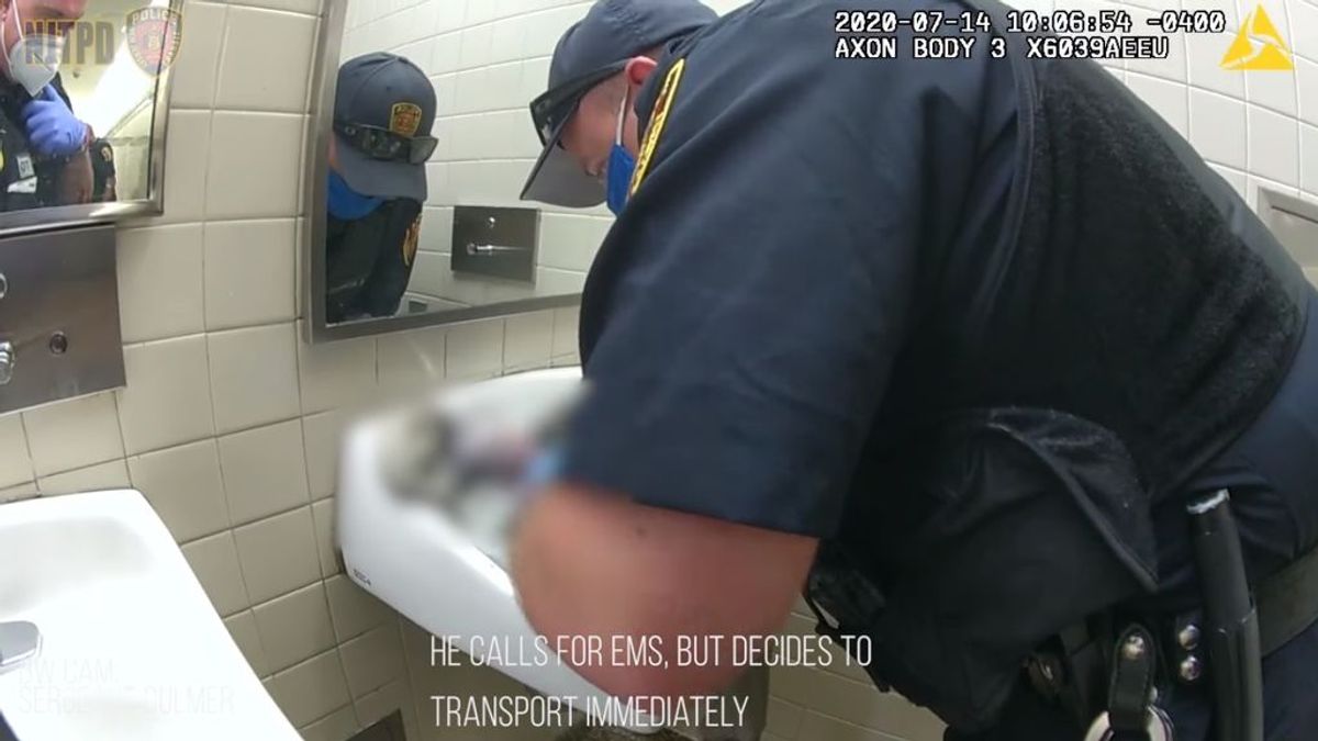 El gesto heroico de un policía:  salva la vida a una bebé, en parada cardiorrespiratoria, al realizarle una RCP