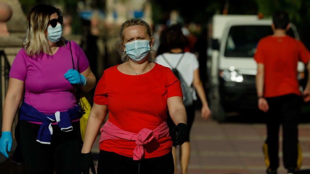 Murcia registra 23 nuevos positivos por coronavirus, 15 de ellos asociados al brote de Atalayas Murcia registra 23 nuevos positivos por coronavirus, 15 de ellos asociados al brote de Atalayas