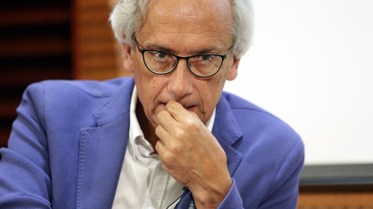 El epidemiólogo Bonaventura Clotet, sobre los casos de Covid-19 en Madrid: "No están diciendo toda la verdad" El epidemiólogo Bonaventura Clotet, sobre los casos de Covid-19 en Madrid: "No están diciendo toda la verdad"